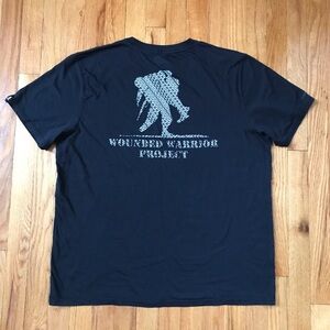 Under Armour Men's Black Short-Sleeve Graphic Tee - Wounded Warrior Project XL